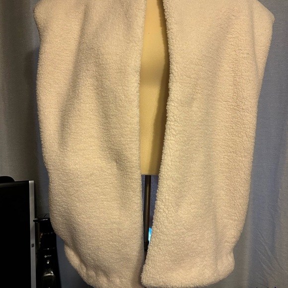 Anthropologie Cream Sherling oversized Vest Jacket - Picture 6 of 7